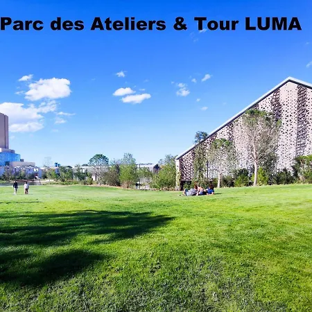 Ateliers, Terrasse - Parking - Clim Holiday home *