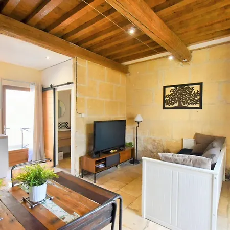 Ateliers, Terrasse - Parking - Clim Holiday home Arles