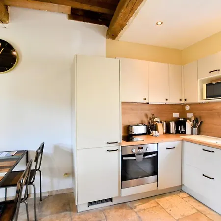 Ateliers, Terrasse - Parking - Clim Holiday home *